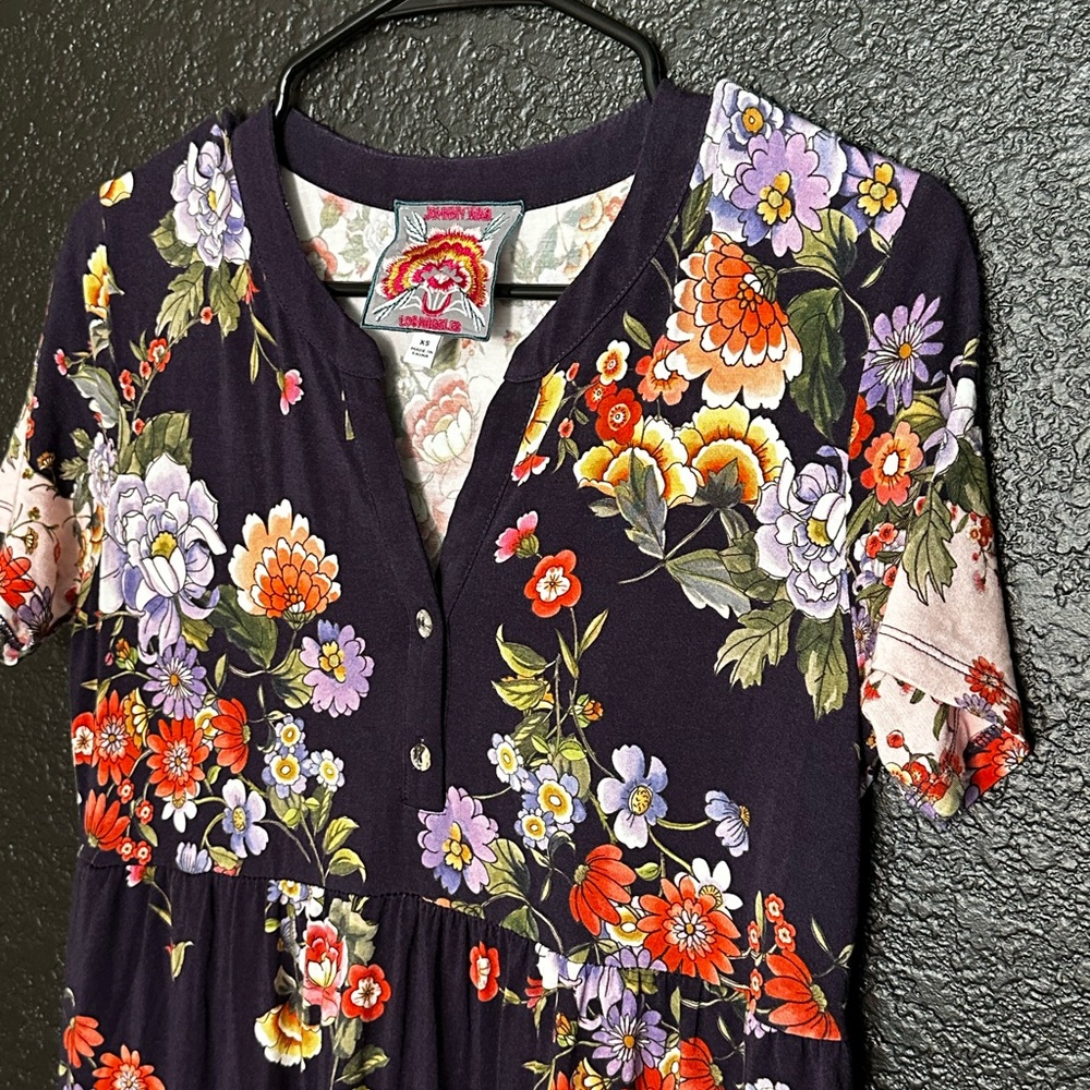 Johnny Was Elsa Tiered Short Sleeve Henley Knit Floral Tea Length Dress XS - Picture 3 of 8